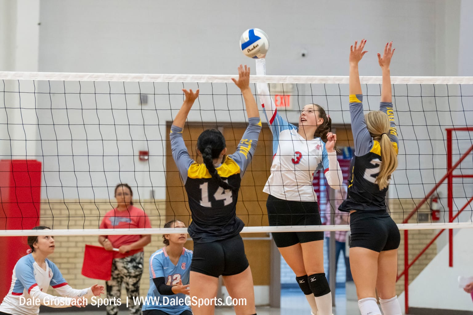 Bennington sweeps Trinity Catholic in volleyball doubleheader
