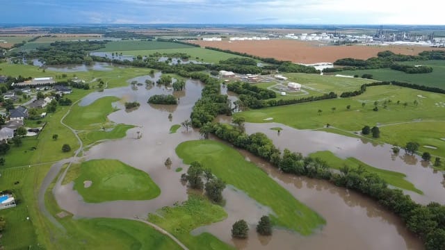 TURKEY CREEK GOLF COURSE BATTLES HISTORIC FLOODING