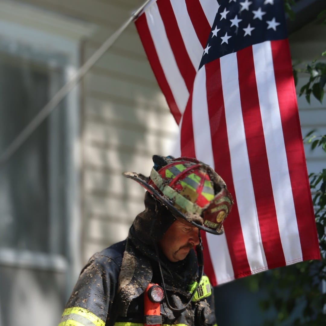 Kitchen Fire Displaces Residents on North Oak Street
