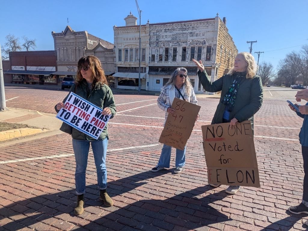 Marshall Faces Mixed Reception at Wichita Business Forum