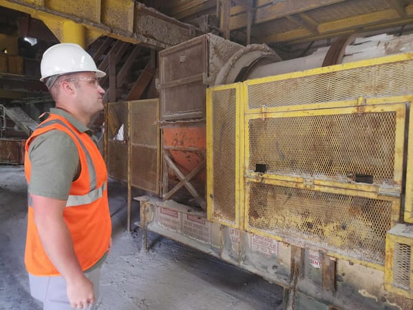 Kansas lawmaker attends Geological Survey Field Conference in Hutchinson