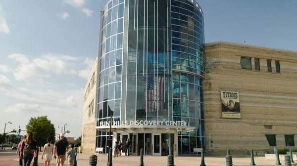 Flint Hills Discovery Center Offers Interactive Prairie Experience for Fall Visitors