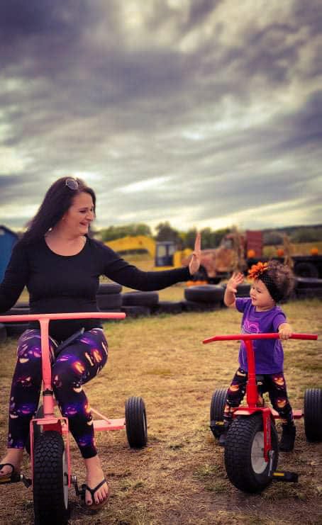 Manhattan farm hosts moonlight event with corn mazes, live music