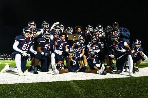 Manhattan Indians Dominate Derby 38-7 in 6A Substate Semifinal