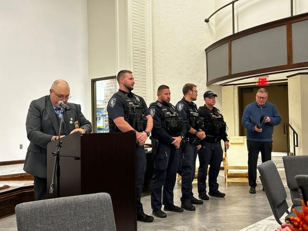 Police Banquet Honors Officers, Bids Farewell to Mayor Brown